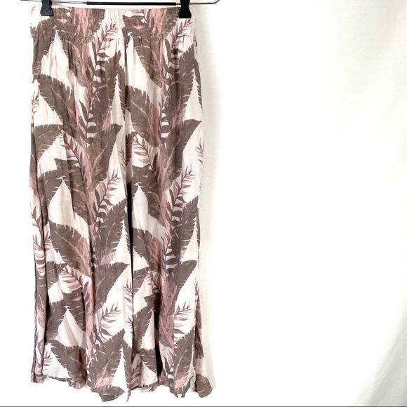 Free PeopleHi Rise Culotte Palm Print - Picture 9 of 13